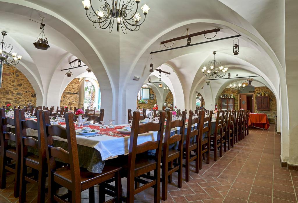 Agriturismo Conte Ruggero Villa Centuripe Екстериор снимка