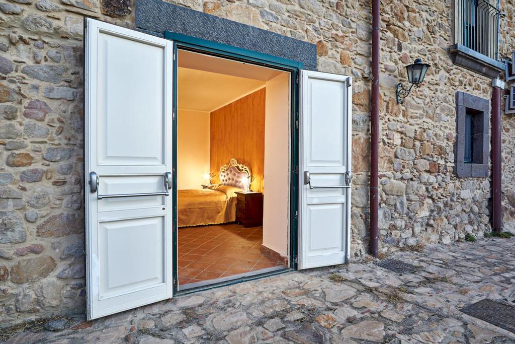 Agriturismo Conte Ruggero Villa Centuripe Екстериор снимка
