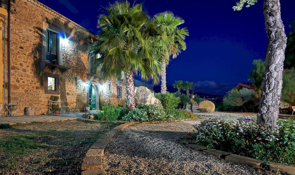 Agriturismo Conte Ruggero Villa Centuripe Екстериор снимка